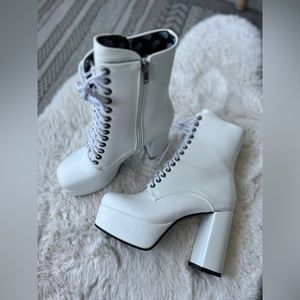 Dolls Kill Lamoda White Serenity Laced Platform Ankle Boots Size 9
